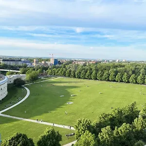 Apartment Panorama Mit Weitblick Auf