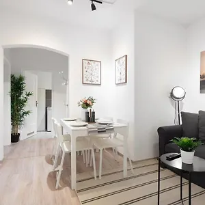 Close To Theresienwiese Apartment